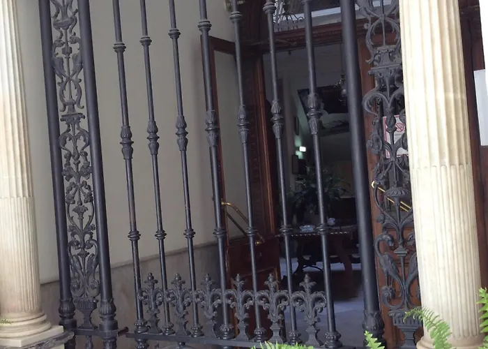 Nuevo Hotel